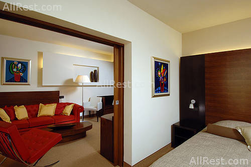 Eden Hotel 18